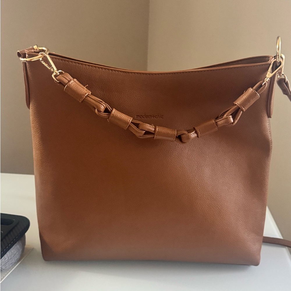 Modern+Chic Sawyer Slouchy Tote Bag